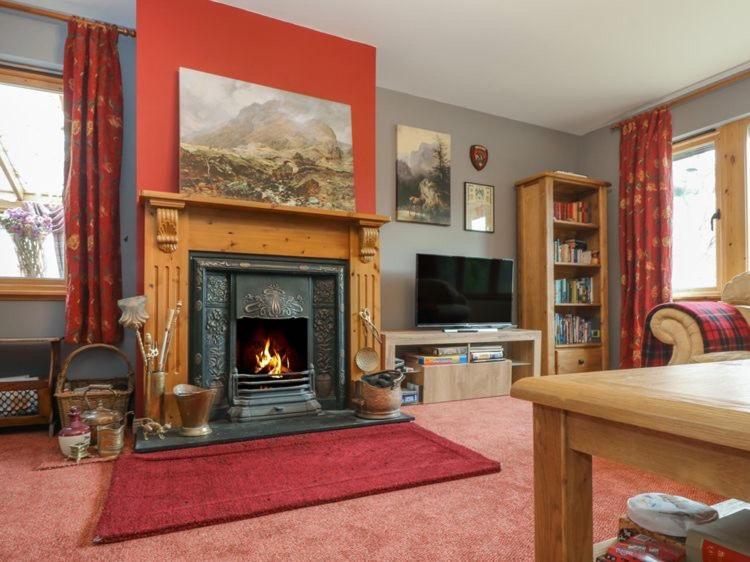 Tarmachan Cottage - West Highland Getaway Fort William Exterior foto